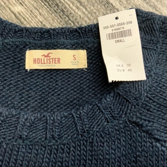 HOLLISTER aztec print sweater. (NWT) - Picture 4 of 5